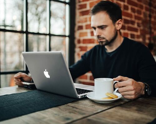 interior-workspace-workplace-computer